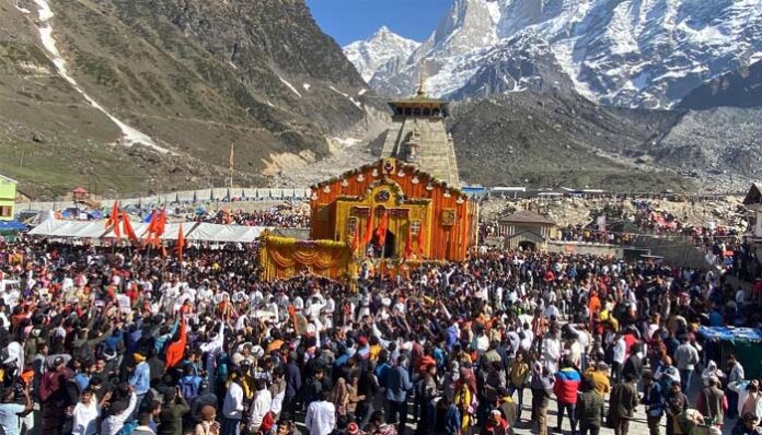 Chardham Yatra 2024 : आज से शुरू हो गयी चार धाम यात्रा, अक्षय तृतीया पर शुभ मुहूर्त में खुले केदारनाथ धाम के कपाट, 10 हजार से ज्यादा श्रद्धालु बने साक्षी