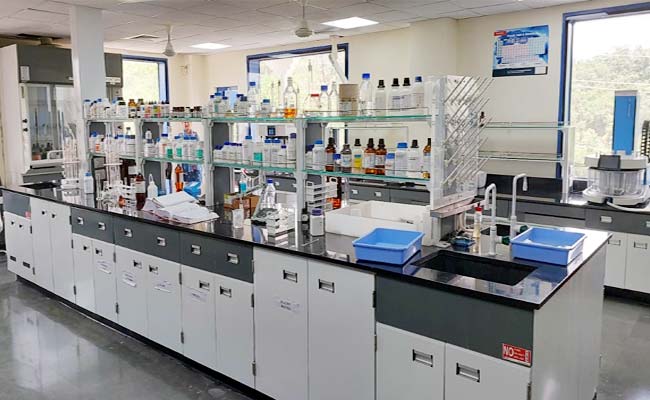 देहरादून में बनी हाईटेक ड्रग्स, मेडिकल डिवाइस एंड कास्मेटिक लैब, अगर है कोई संदेह तो हाईटेक लैब में कराएं दवा की गुणवत्ता की जांच Hi-tech Drugs Medical Devices and Cosmetics Lab