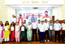 CM धामी ने उच्च शिक्षा एवं शहरी विकास विभाग के 153 अभ्यर्थियों को प्रदान किए नियुक्ति पत्र CM Dhami provided appointment letters to 153 candidates