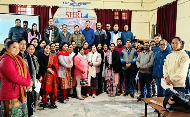 राष्ट्रीय किशोर स्वास्थ्य कार्यक्रम में 21 विद्यालयों के 42 शिक्षकों ने किया प्रतिभाग National Adolescent Health Program