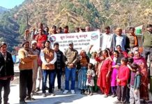 मूल निवास व भू-कानून लागू करने को लेकर कोटी गांव से शुरू हुई ग्राम जन जागृति यात्रा