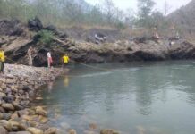 कोटेश्वर मंदिर के पास गंगा जल भरने के दौरान नदी में डूबी युवती, एसडीआरएफ का सर्चिंग ऑपरेशन जारी girl drowned in the river near Koteshwar temple