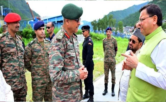 उत्तरकाशी आपदा: केंद्र और राज्य सरकार ने राहत-बचाव अभियान में झौंकी ताकत,सीएम पुष्कर सिंह धामी पहुंचे ग्राउंड जीरो पर