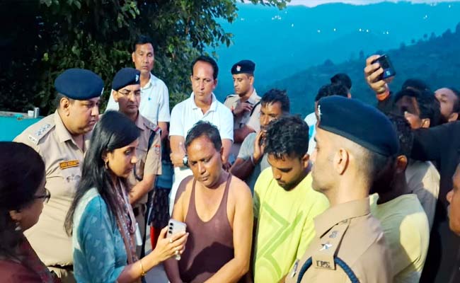 सीएम धामी ने जितेंद्र आत्महत्या मामले में जताया दुःख, पीड़ित परिवार को मिलेगा न्याय, परिजनों से फोन पर वार्ता कर प्रकट की शोक संवेदनाएं