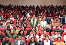 मुख्यमंत्री पुष्कर सिंह धामी ने 1035 सहायक अध्यापकों को प्रदान किए नियुक्ति पत्र The Uttarakhand Education Department has received 1035 new assistant teachers.