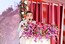 सड़क परिवहन, राजमार्ग मंत्री नितिन गड़करी ने रखा विकास परियोजनाओं का विवरण