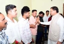 नैनीताल के भ्रमण पर पहुंचे मुख्यमंत्री पुष्कर सिंह धामी ने सुनीं आम जनता एवं स्थानीय जनप्रतिनिधियों की समस्याएं