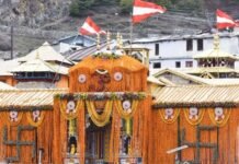 बद्रीनाथ में बना आस्था का नया कीर्तिमान
